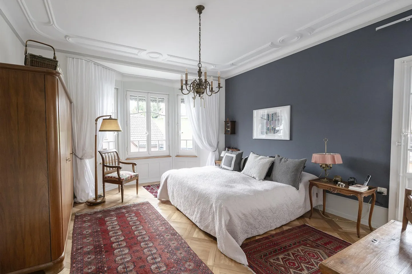 Quality of Life for Rent - Living and Working Under One Roof - Photo 10 of 24