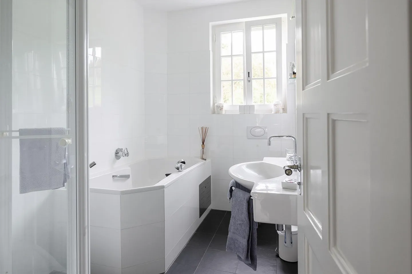 Quality of Life for Rent - Living and Working Under One Roof - Photo 13 of 24