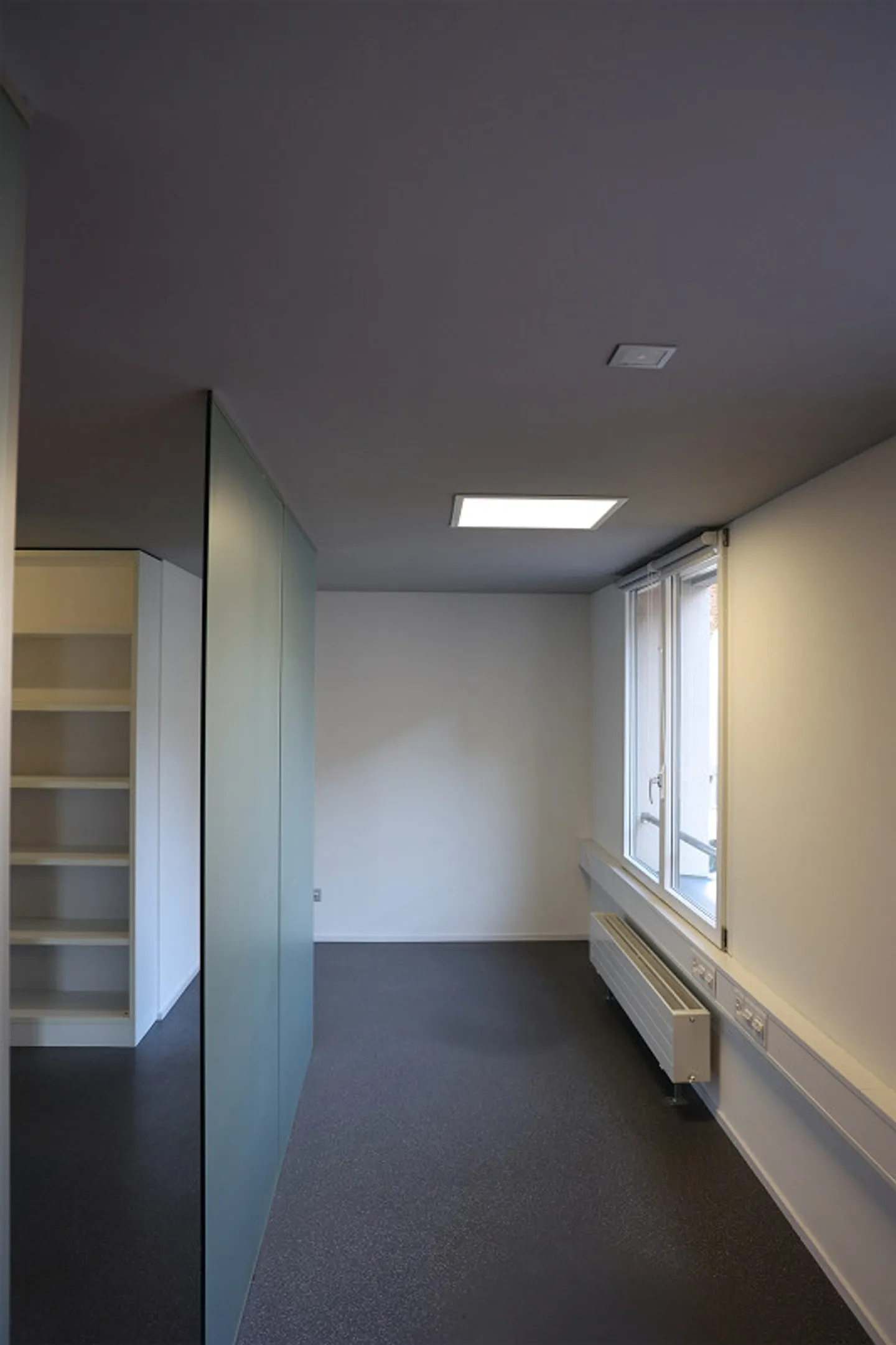 Office Spaces - Photo 7 of 8