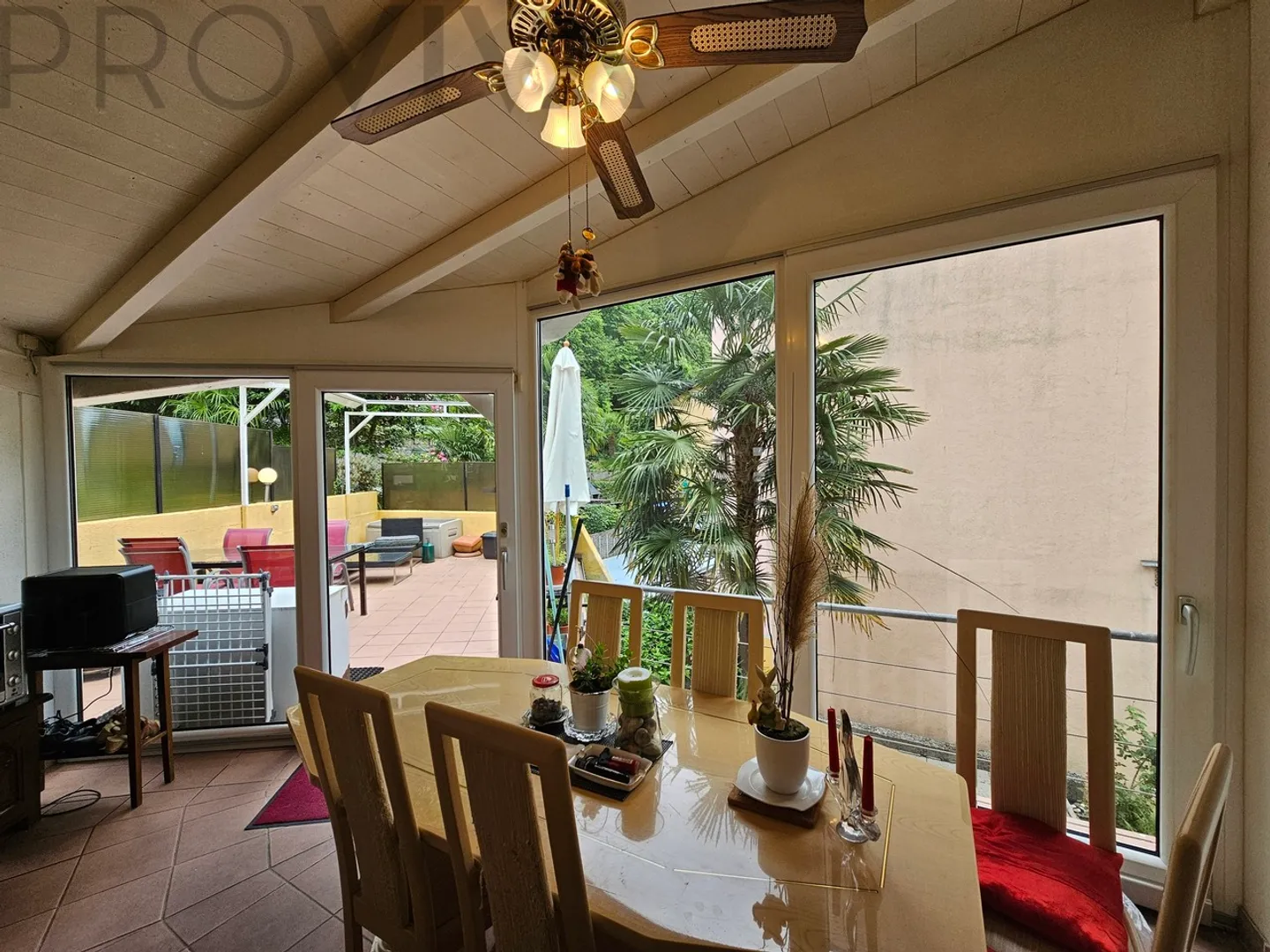 Vista Lago, Vicino al Castello, Investimento con Futuro. - Foto 4 di 7