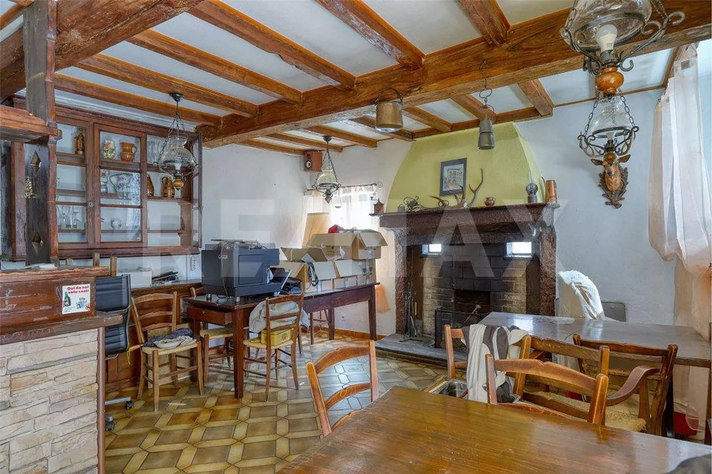 Drei Wohnungen und eine antike Osteria, zwischen historischer Eleganz und Wärme - Foto 2 von 13