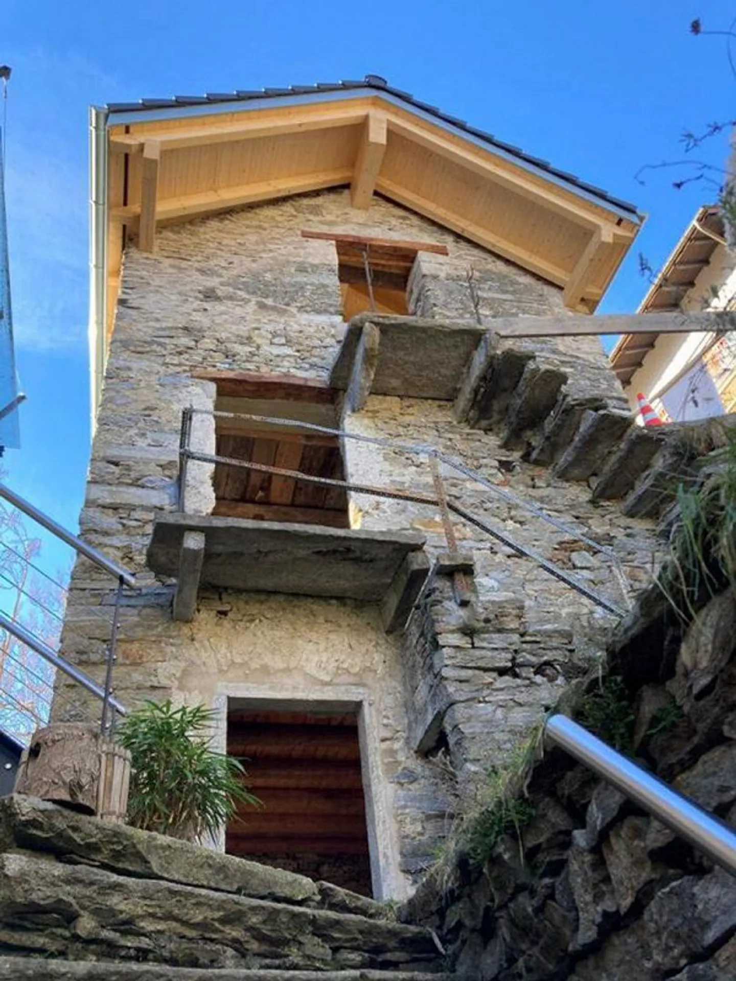 Da ristrutturare casa principale su 4 piani, con giardino | Trasforma un Di... - Foto 2 di 10