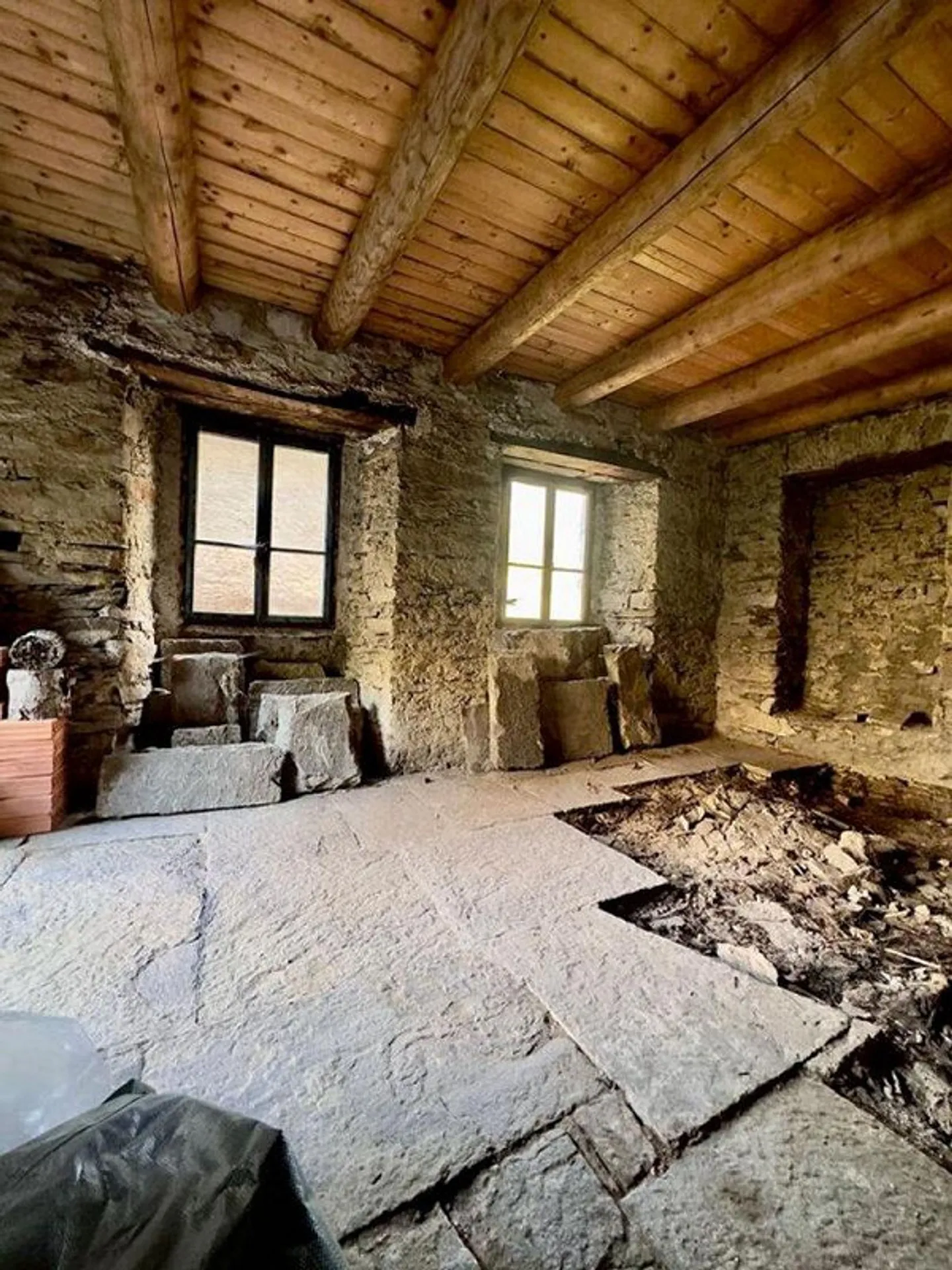 Da ristrutturare casa principale su 4 piani, con giardino | Trasforma un Di... - Foto 5 di 10