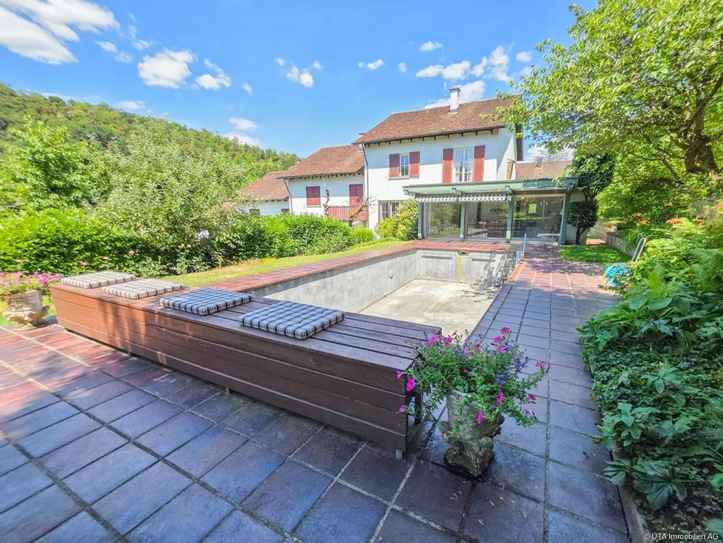 Privates Wohnparadies mit Pool an begehrter Lage - Photo 7 sur 13