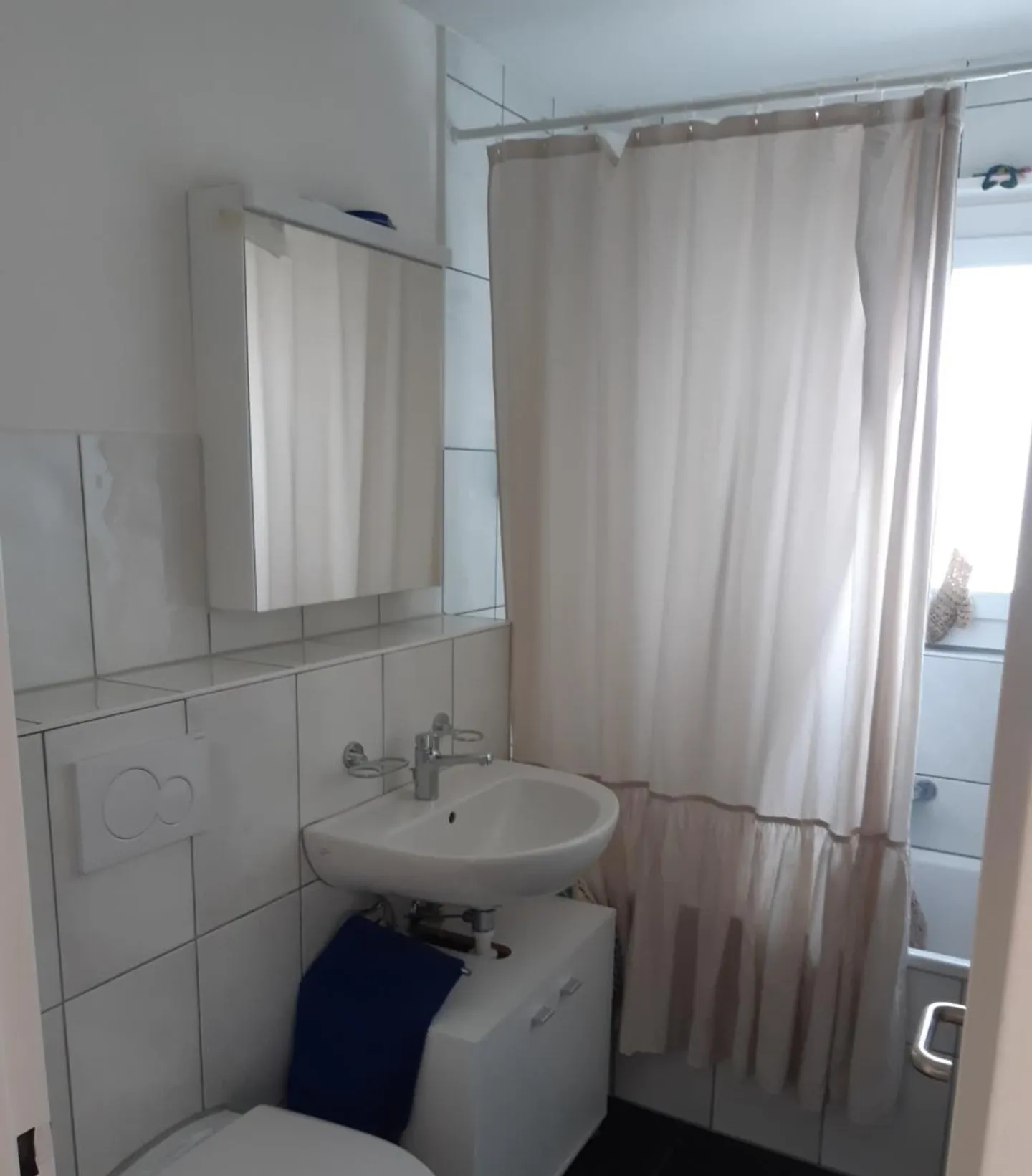 Helle 4-Zimmer-Wohnung mit Aussicht - Foto 8 von 9