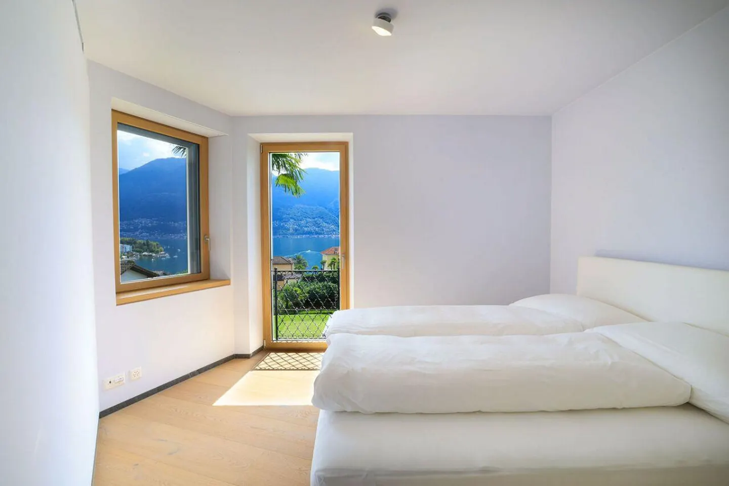 Beeindruckende Villa mit Seeblick - Foto 8 von 17