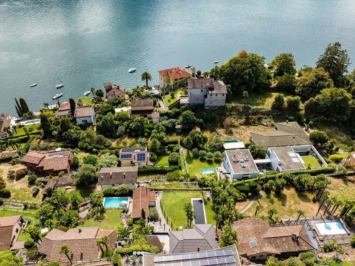 Beeindruckende Villa mit Seeblick - Foto 16 von 17