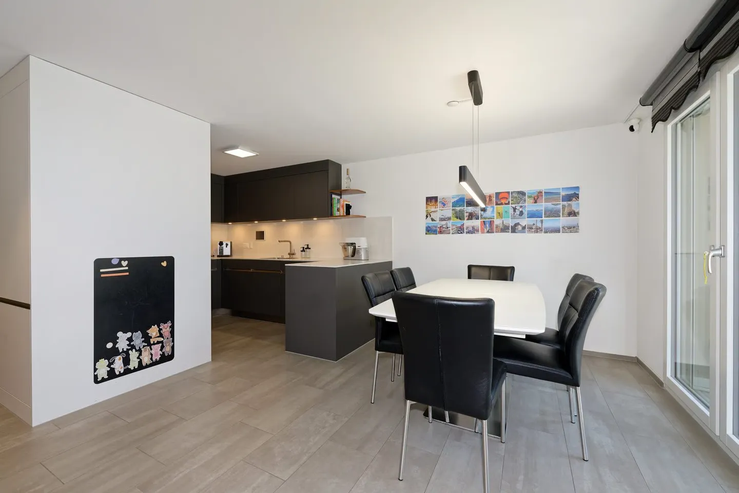 Appartement en duplex de 3,5 pièces avec jardin moderne - Photo 4 sur 8