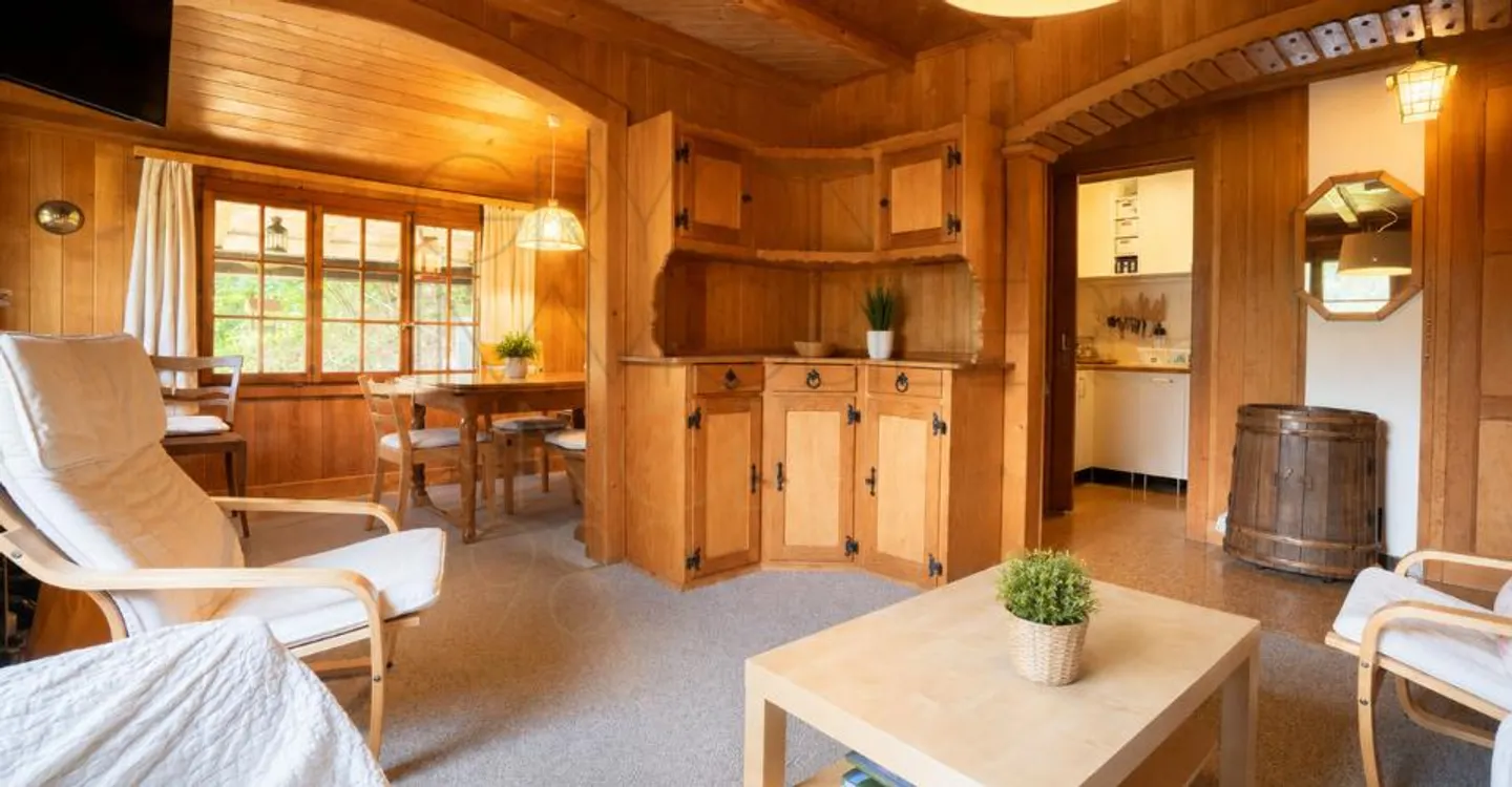 4.5-room chalet to renovate in Gryon, view and calm - Photo 3 of 11