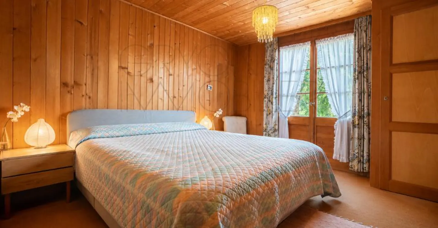 4.5-room chalet to renovate in Gryon, view and calm - Photo 8 of 11