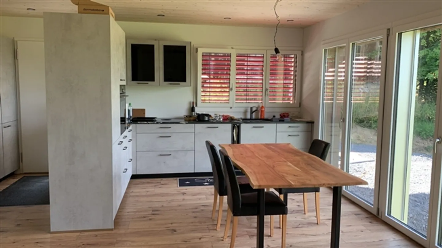 «Milchwirtschaftsbetrieb mit Laufstall und neuem Wohnhaus zu verpachten» - Foto 7 von 7