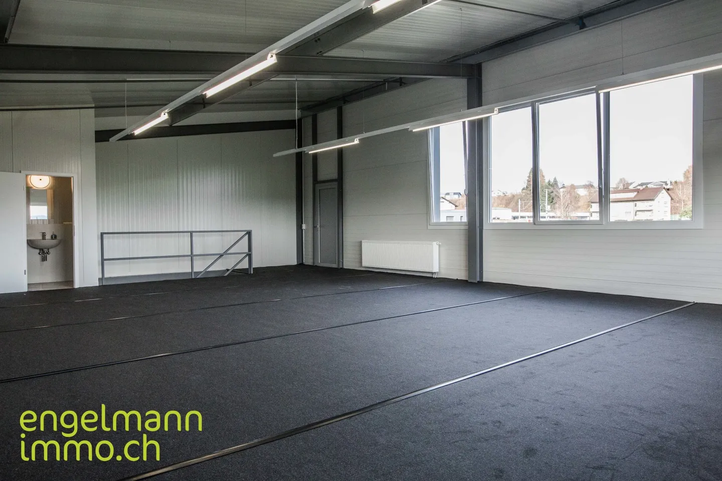 New industrial and commercial spaces - Photo 6 of 13