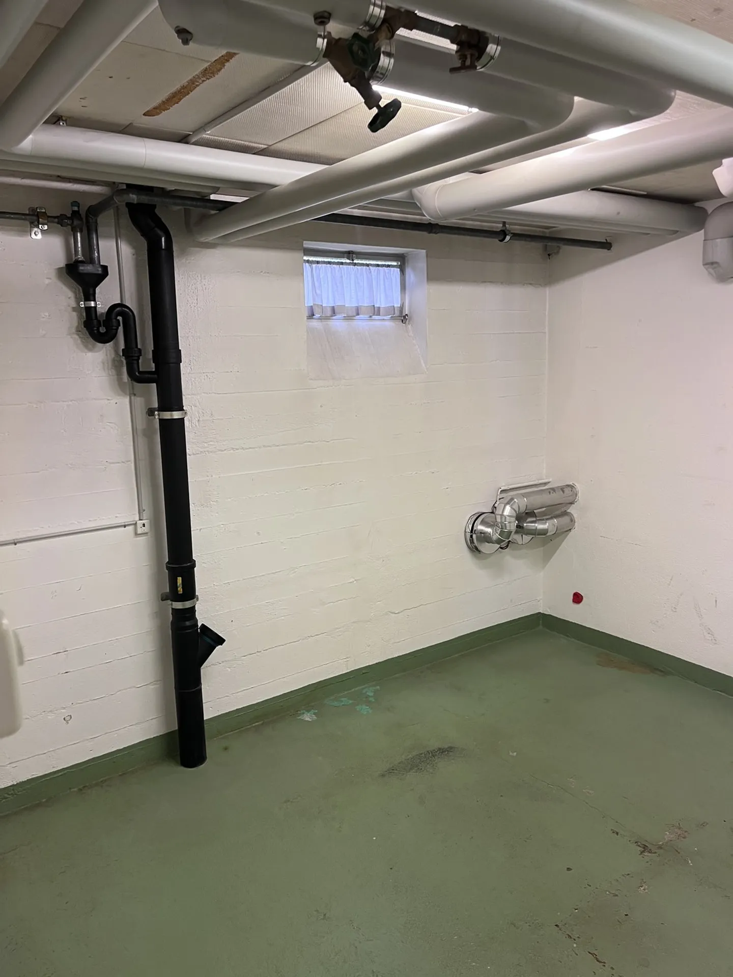 Craft Room Limited Until 31.03.2026 - Photo 4 of 4