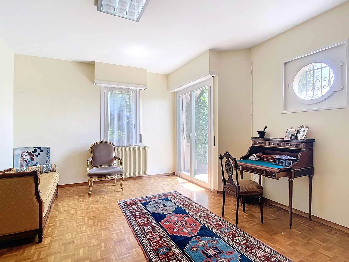 Charmanter Familienbungalow mit über 400 m² und Seeblick - Foto 5 von 13