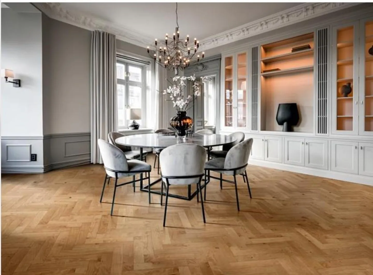 Vivre directement sur le bord du lac, appartement de 3,5 pièces en standard de propriété avec galerie - Photo 2 sur 7