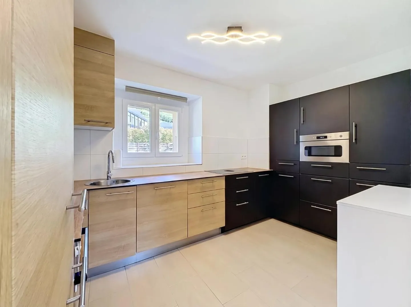 Exclusivity - Magnificent renovated village house, garden and pool - Photo 8 of 13