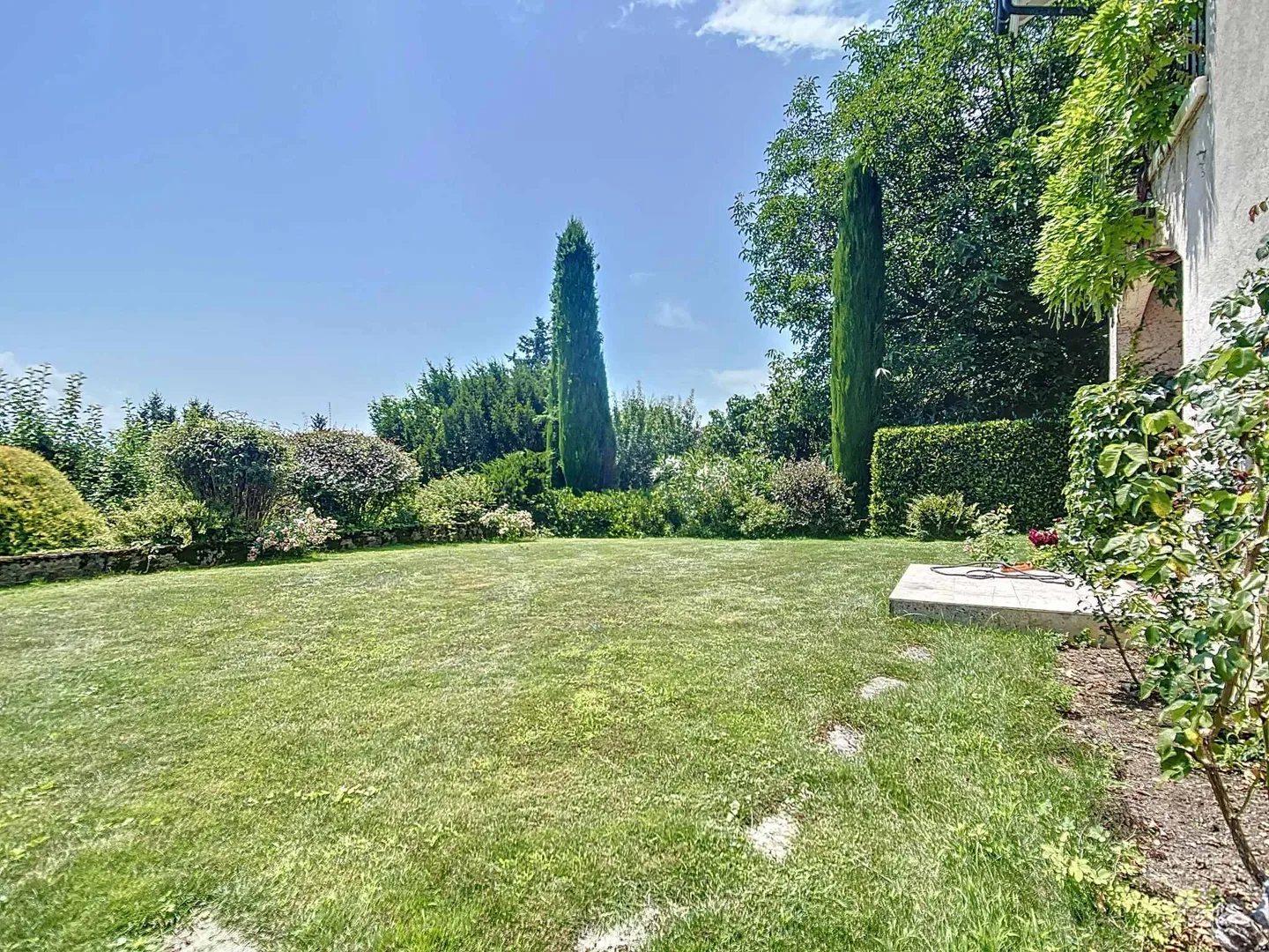 Charmanter Familienbungalow mit über 400 m² und Seeblick - Foto 11 von 13