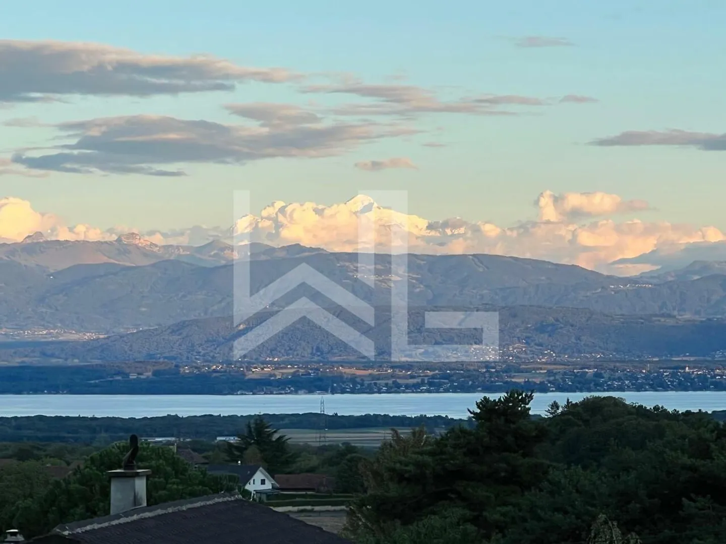 Charming chalet with a view - sought-after area - Photo 2 of 3