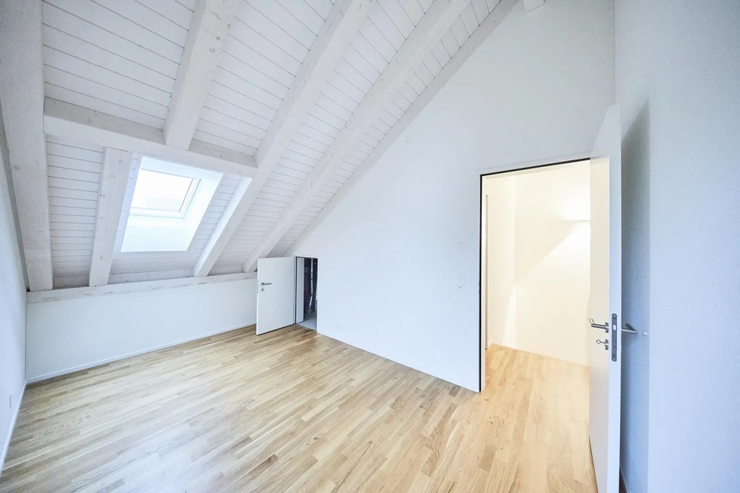 Appartement de 2.5 pièces à Uster près du lac de Greifen - Photo 4 sur 10