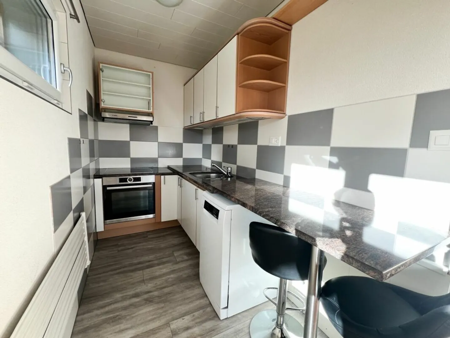 Bel appartement de 3 pièces dans une villa avec terrasse au Locle - Foto 5 von 13