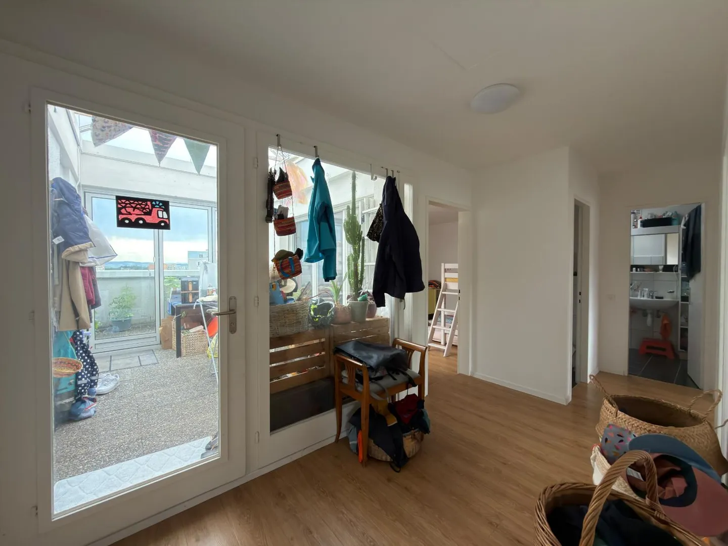 Ampio appartamento attico di 4,5 locali con ampia terrazza panoramica - Foto 7 di 13