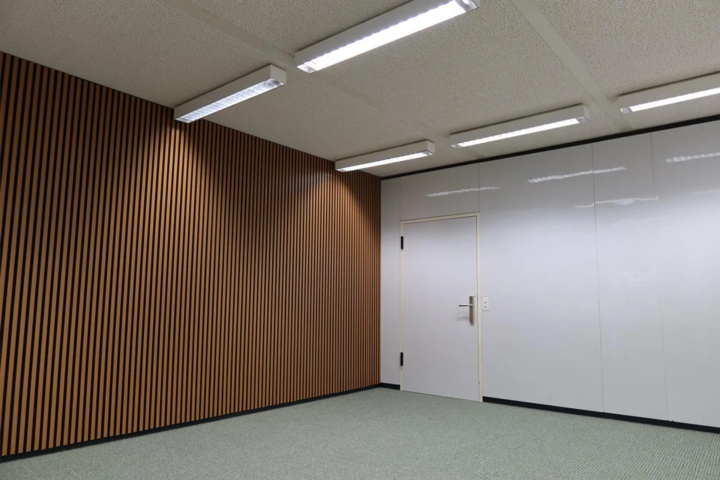 Furnished Office Space 55 m² - Photo 6 of 10
