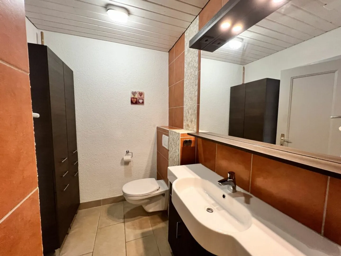 Bel appartement de 3 pièces dans une villa avec terrasse au Locle - Foto 8 von 13