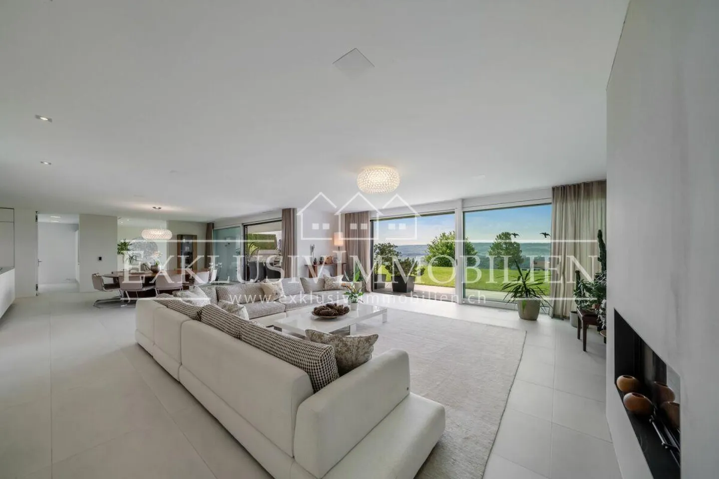 Tax-Advantaged Living for the Highest Demands - Photo 2 of 6