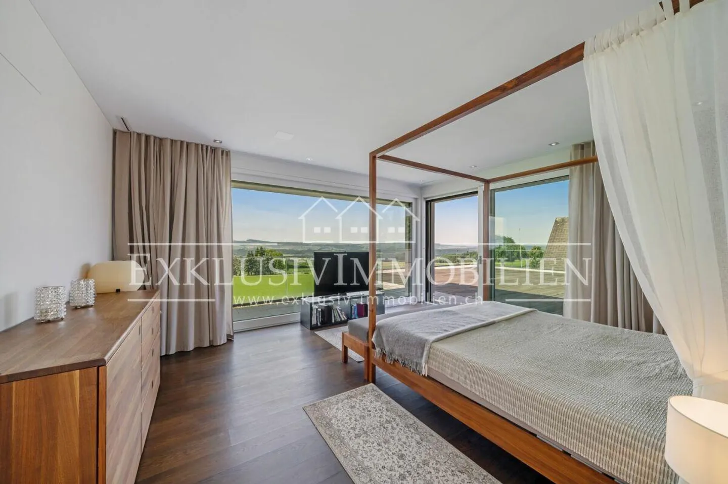 Tax-Advantaged Living for the Highest Demands - Photo 4 of 6