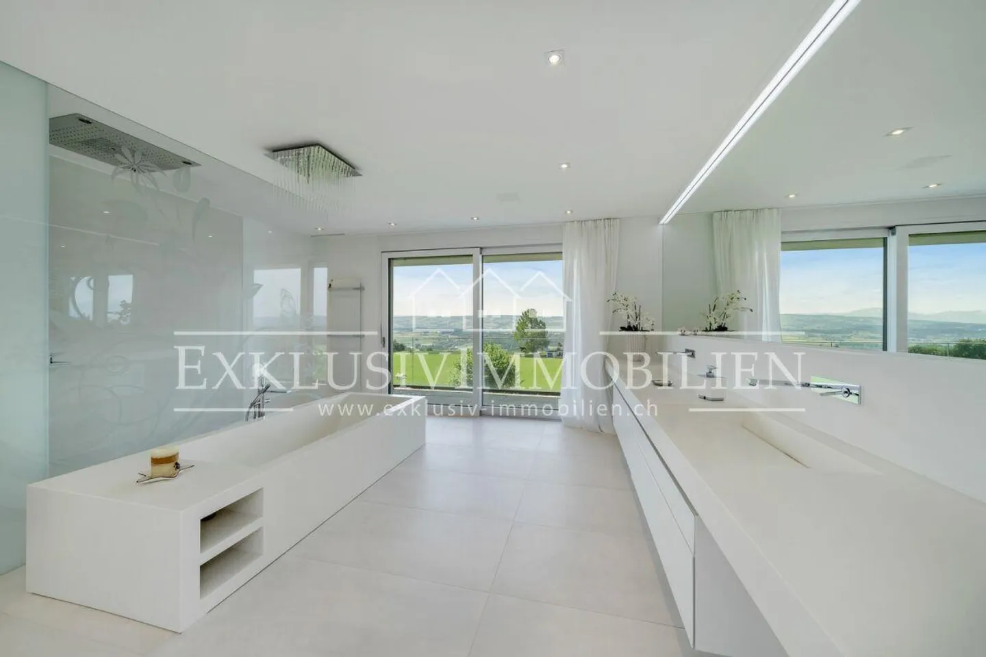 Tax-Advantaged Living for the Highest Demands - Photo 5 of 6