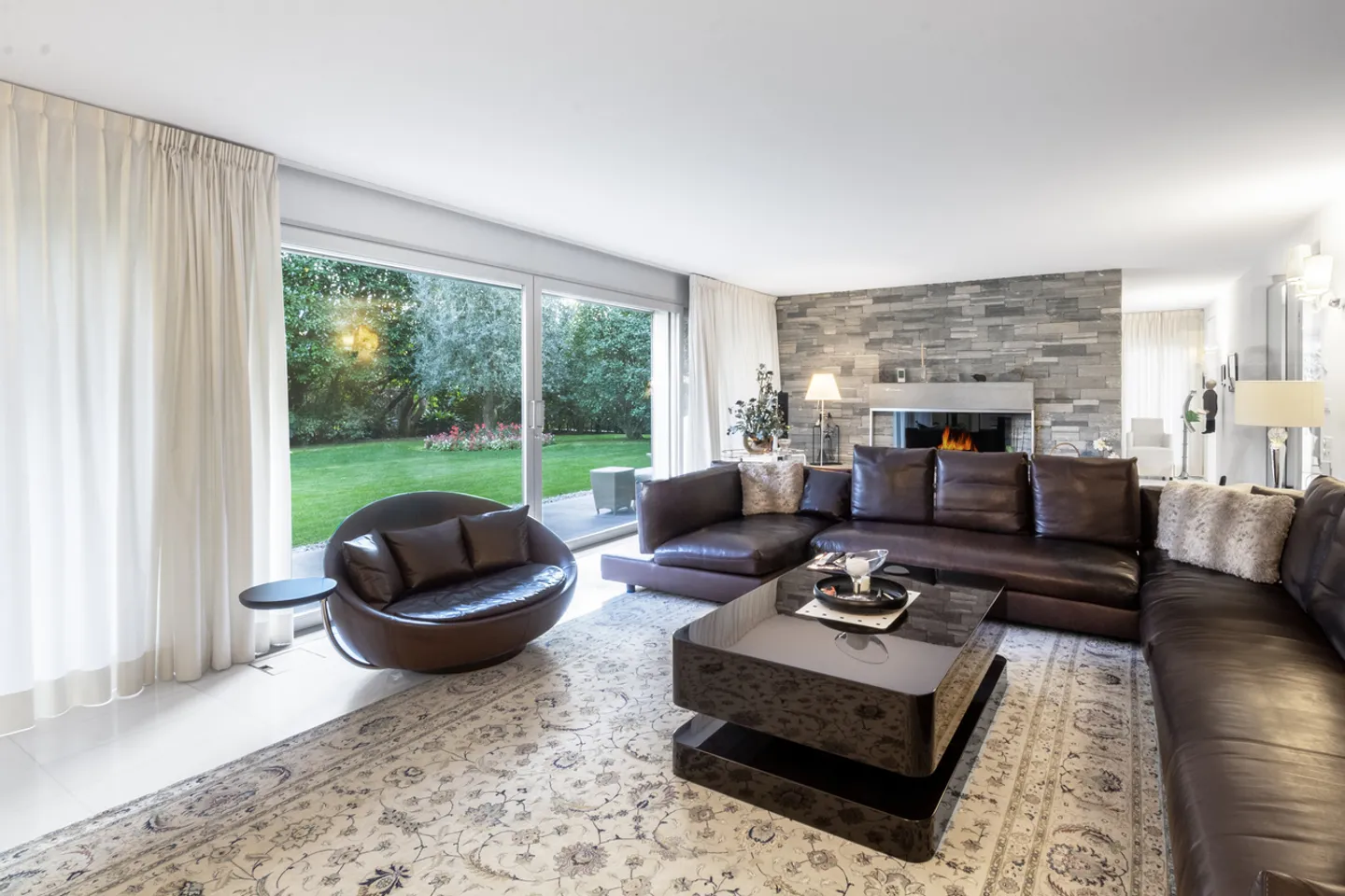 Vivez la magie d'Ascona entre espace et intimité - Photo 2 sur 10