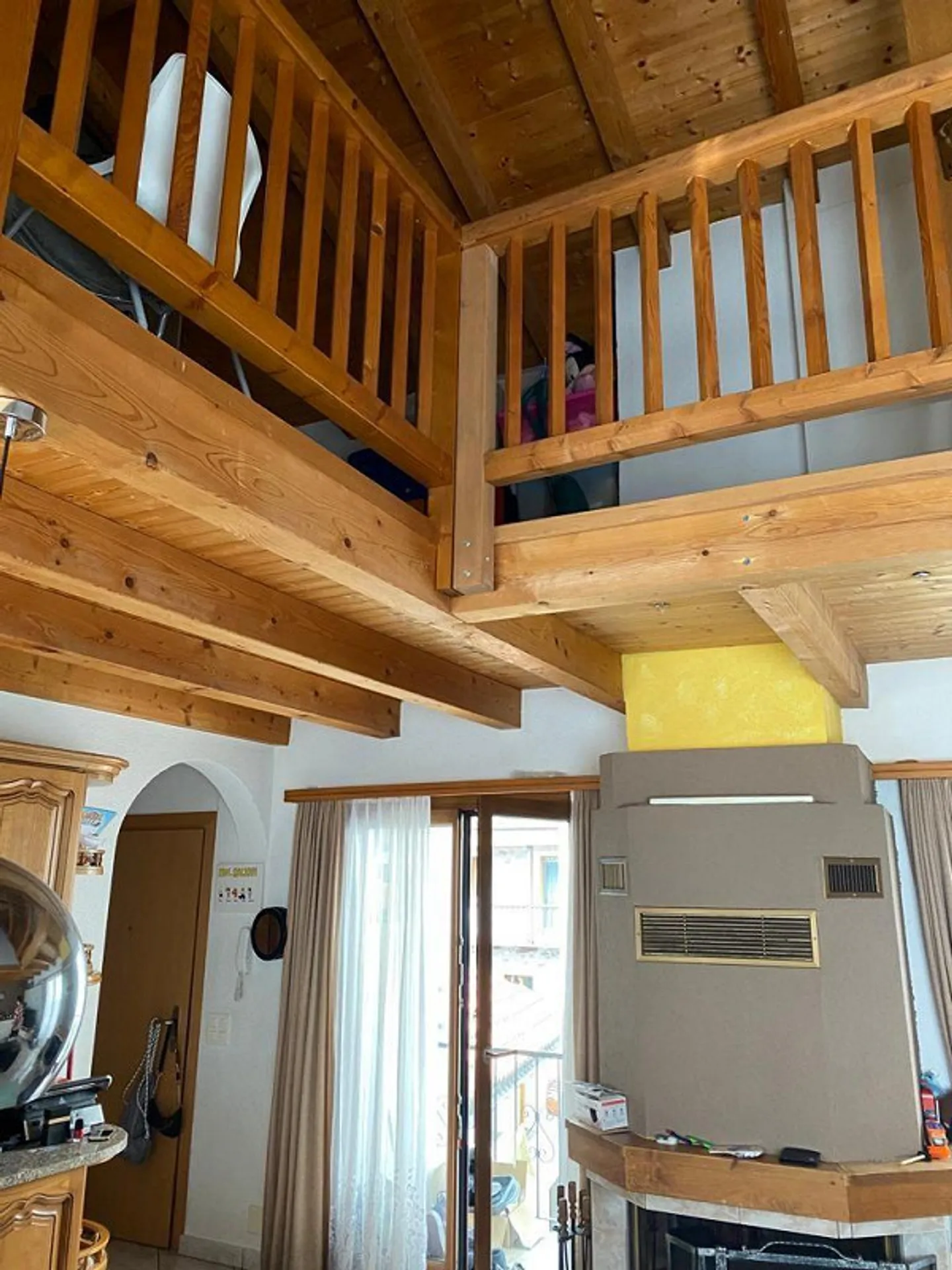 Charming 5.5-room duplex in the historic village center of Losone - with private parking - Photo 2 of 17