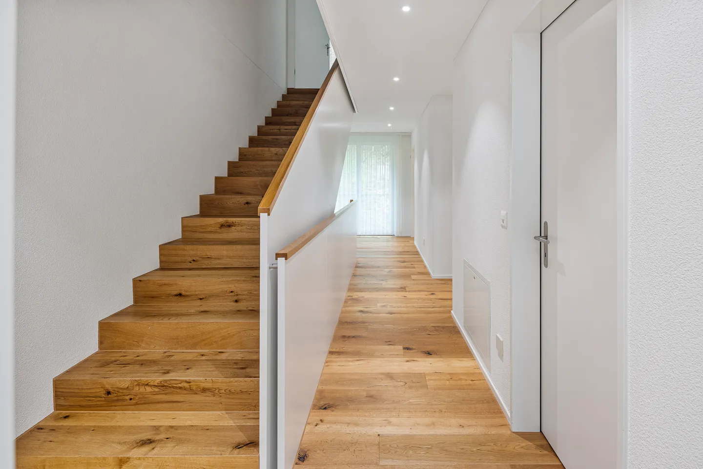Maison familiale spacieuse avec vue - Photo 8 sur 17