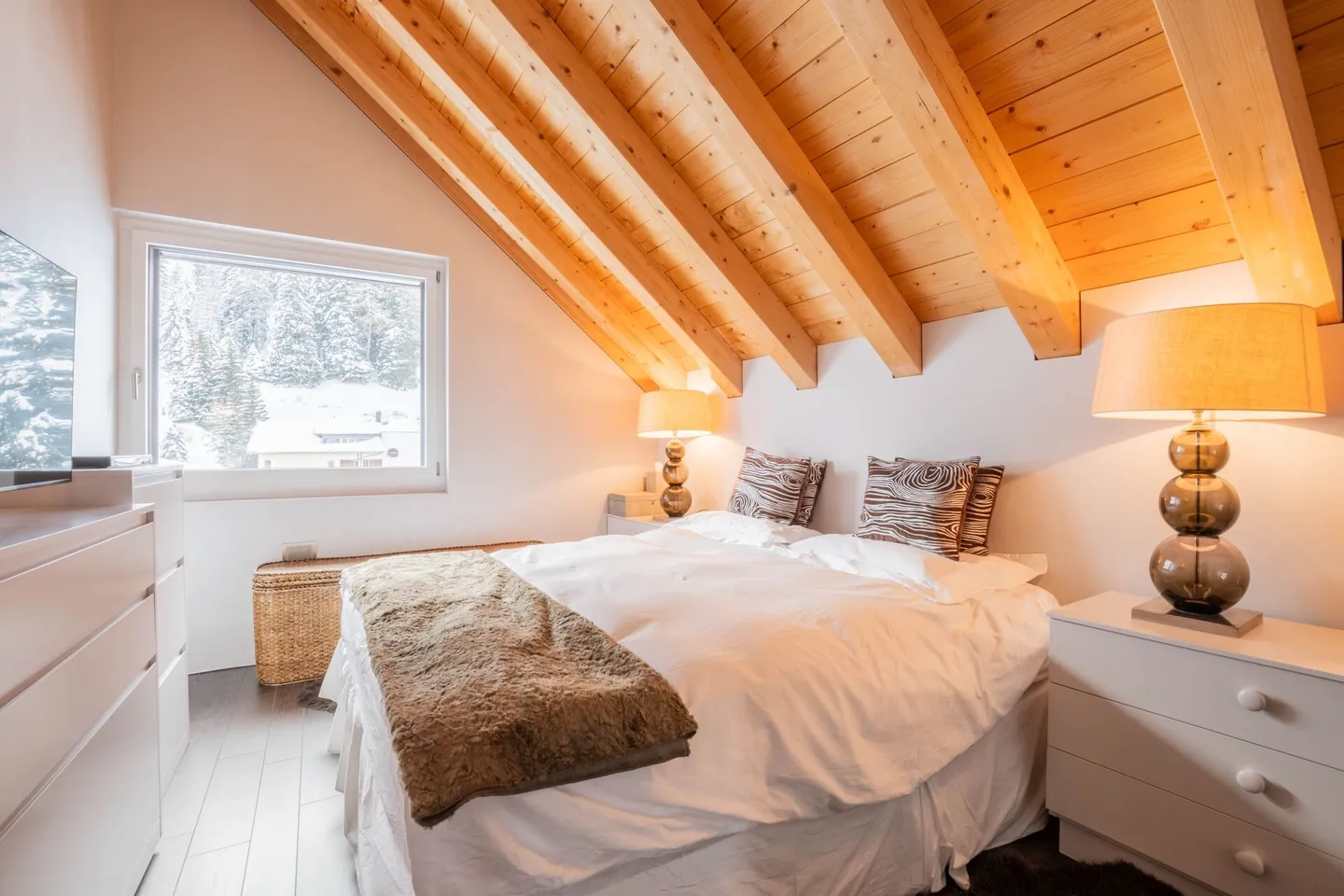 3 Bedroom Maisonette Apartment in Andermatt - Photo 11 of 20