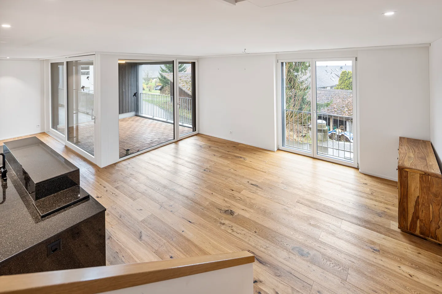 Maison familiale spacieuse avec vue - Photo 2 sur 17