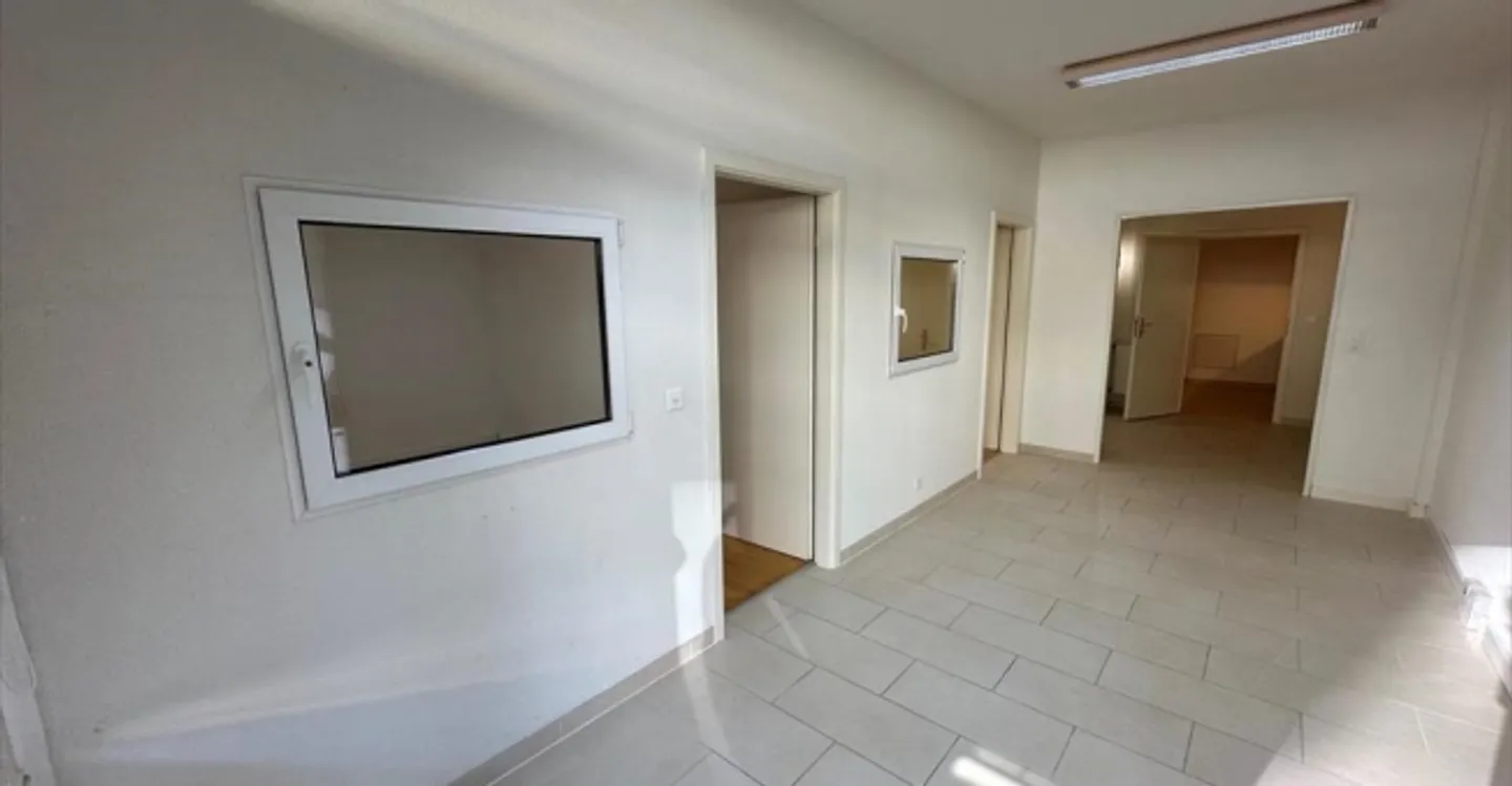 Gewerbe 3 Zimmer - Foto 4 von 10