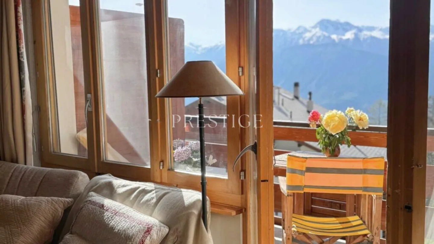 3-room penthouse with panoramic view just steps from the slopes - Crans-Montana - Photo 7 of 12