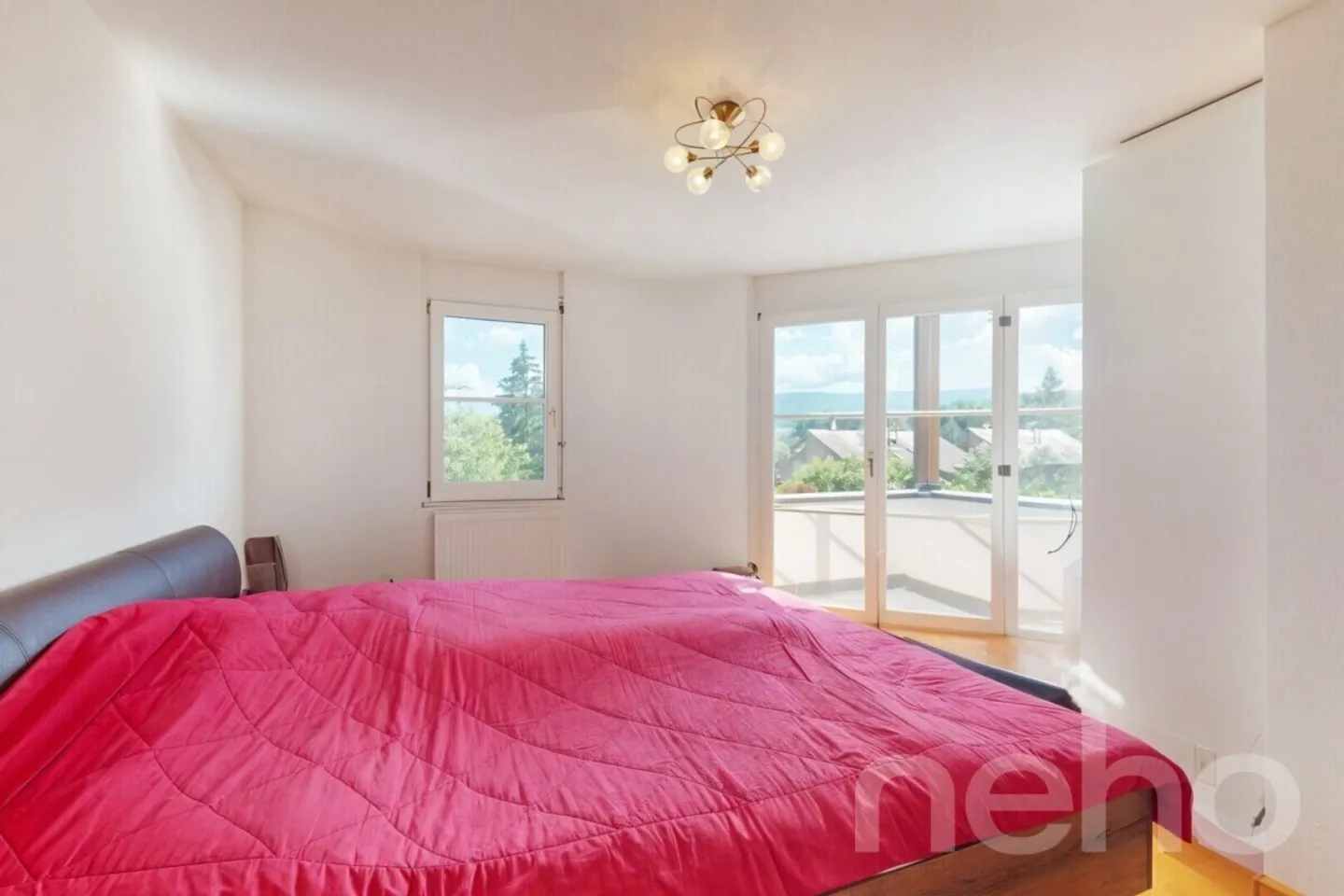 Maison familiale jumelée attrayante dans un emplacement convivial pour les familles - Photo 5 sur 13