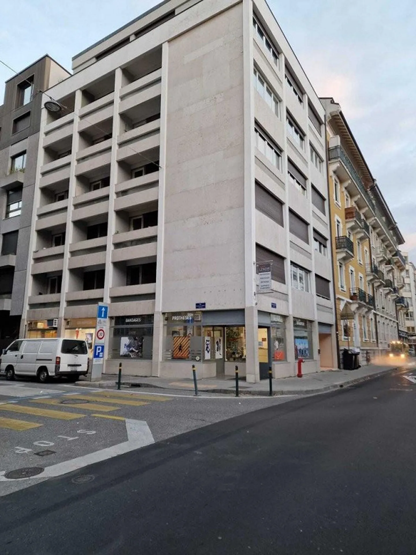 Arcade zu vermieten von etwa 120m2 - Krankenhausviertel - Foto 4 von 4