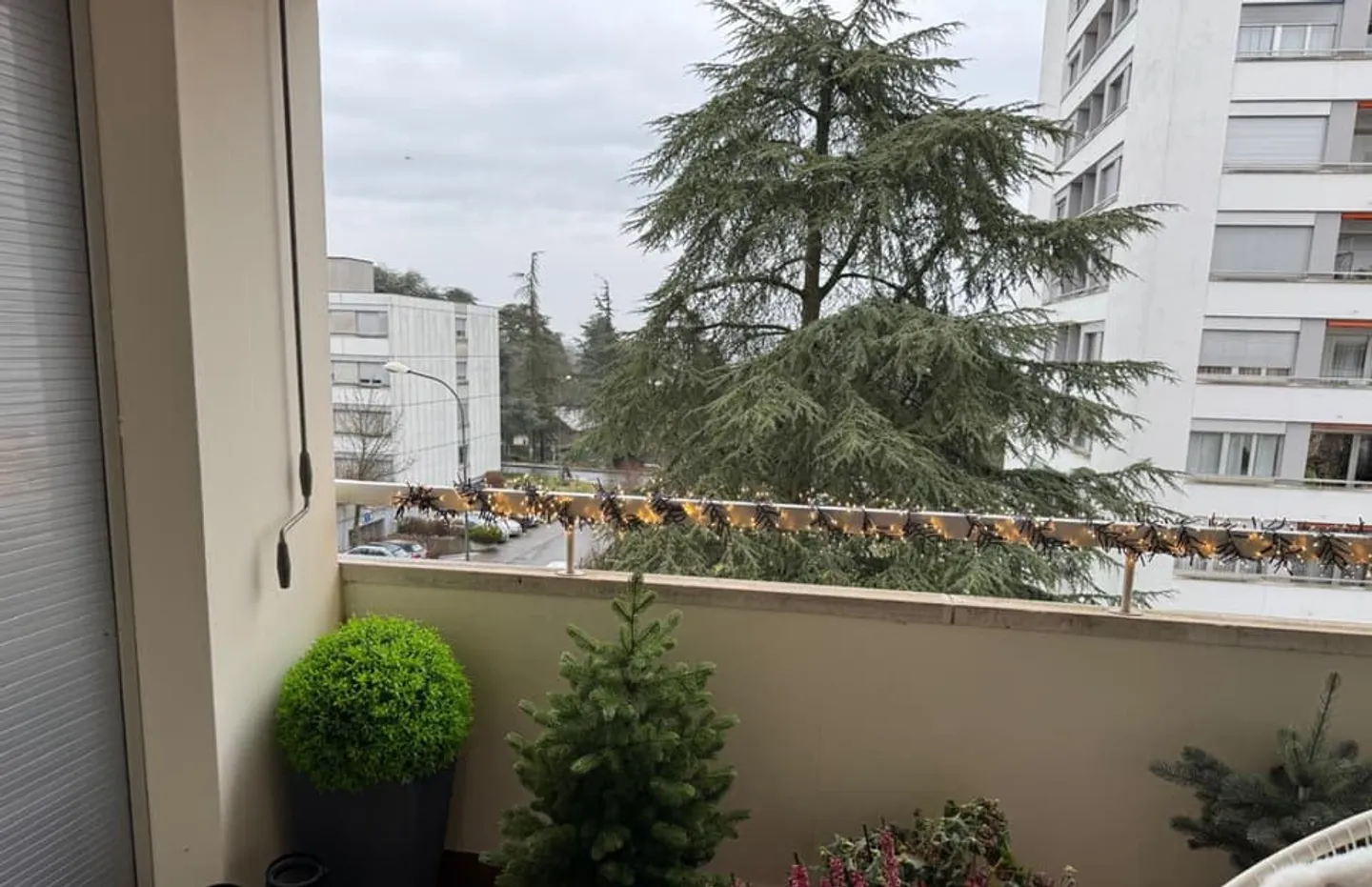 Besetzte Leibrente ohne Miete - Schönes 6-Zimmer-Apartment mit hervorragender Lage - Foto 8 von 8