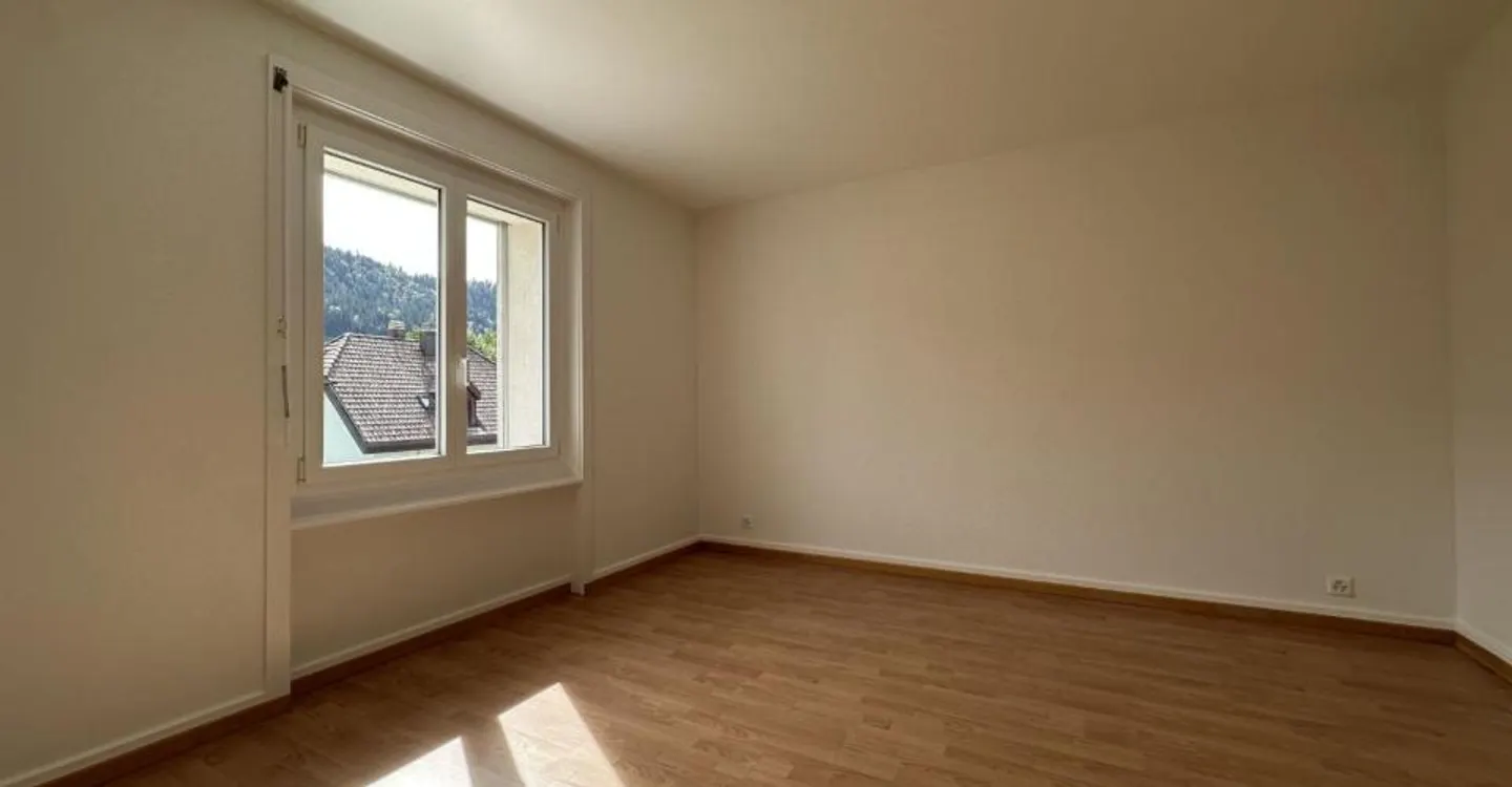 Charming 3-Room Apartment - Photo 3 of 5