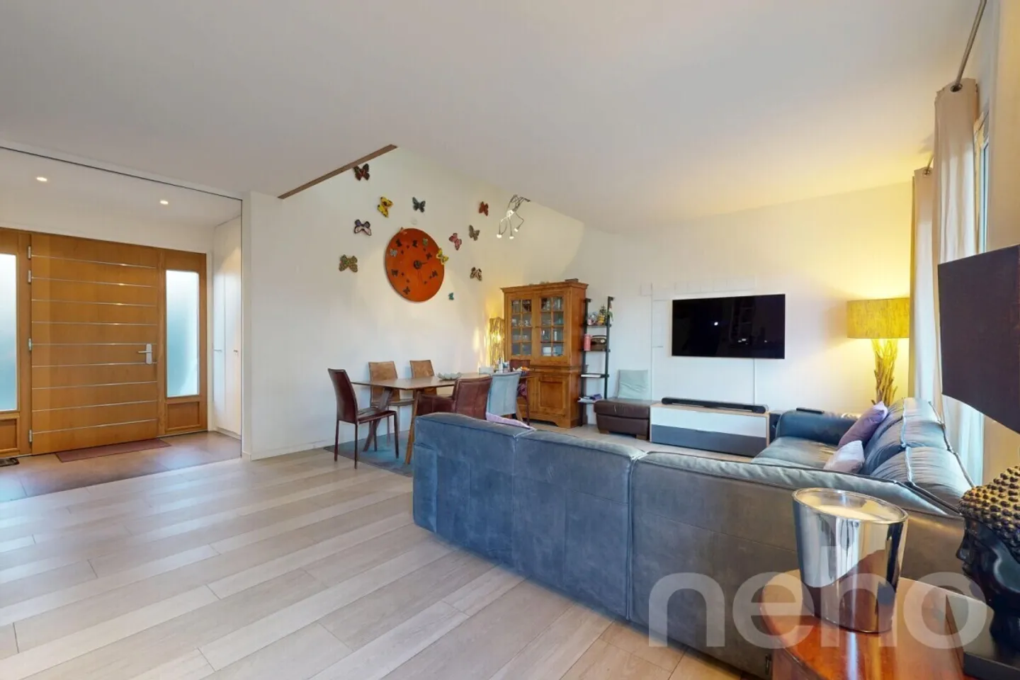 Helle Triplex-Villa mit hochwertigen Ausstattungen - Foto 4 von 12