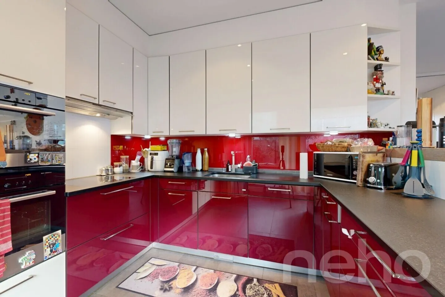 Helle Triplex-Villa mit hochwertigen Ausstattungen - Foto 7 von 12