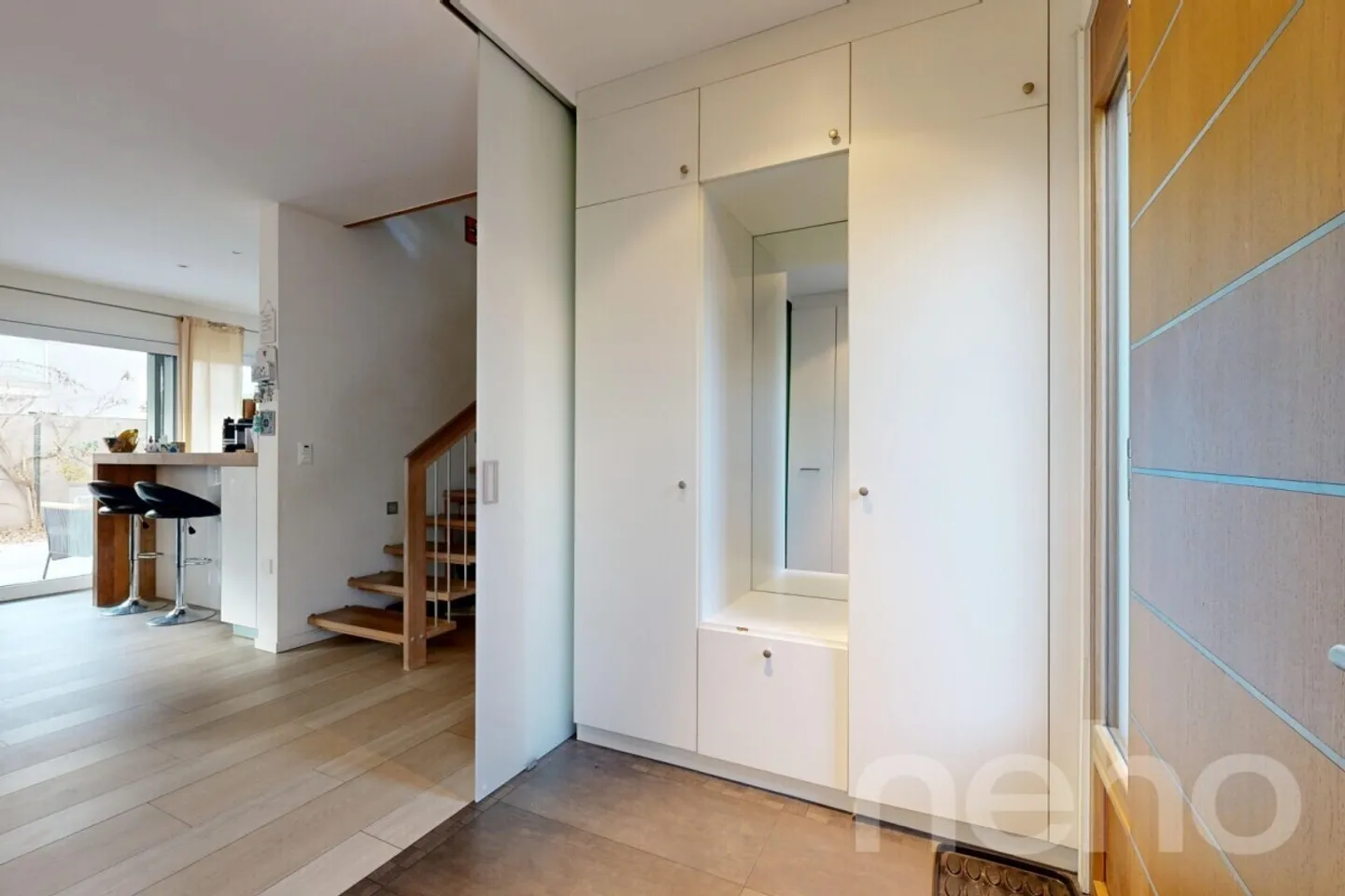 Helle Triplex-Villa mit hochwertigen Ausstattungen - Foto 8 von 12