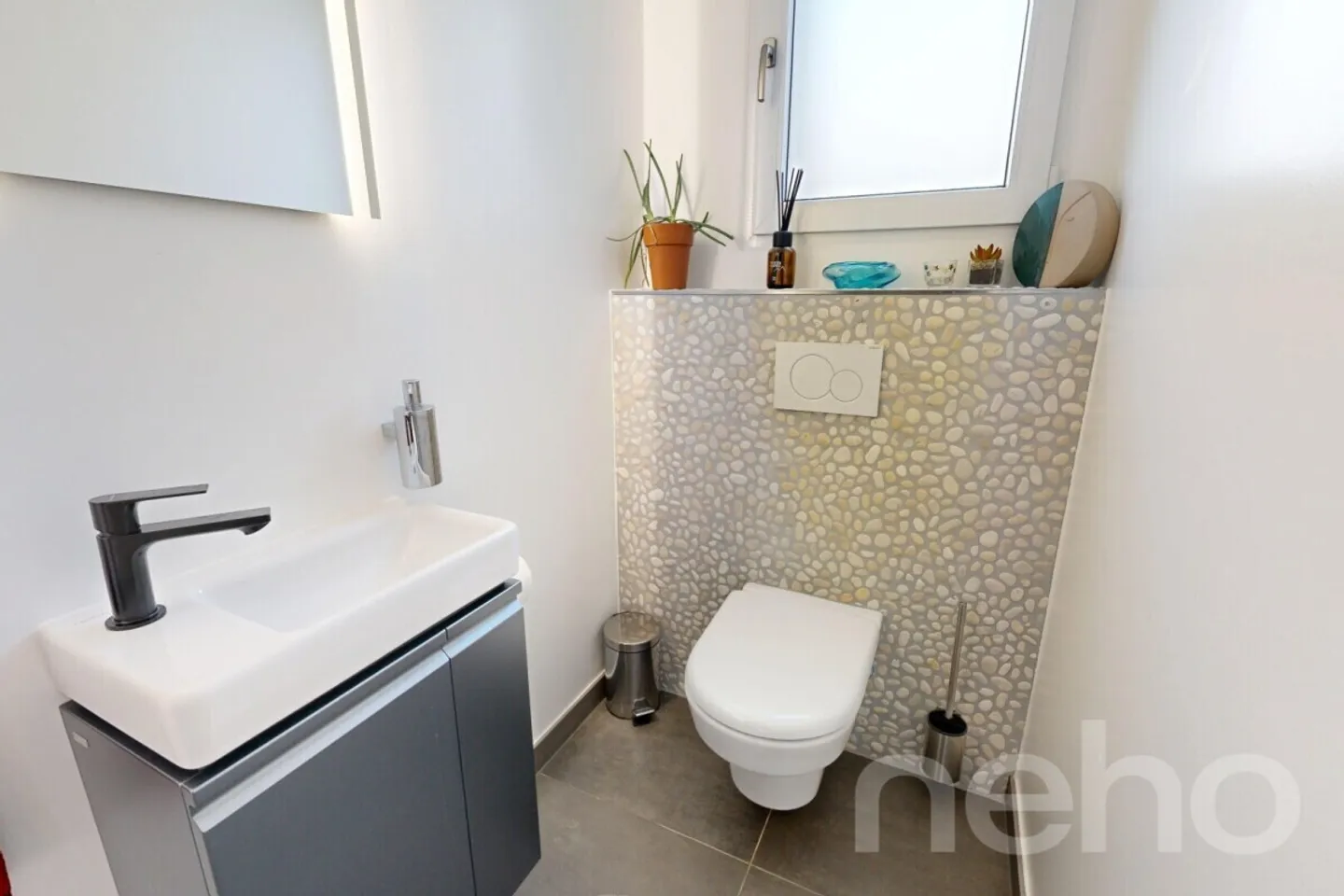 Helle Triplex-Villa mit hochwertigen Ausstattungen - Foto 9 von 12