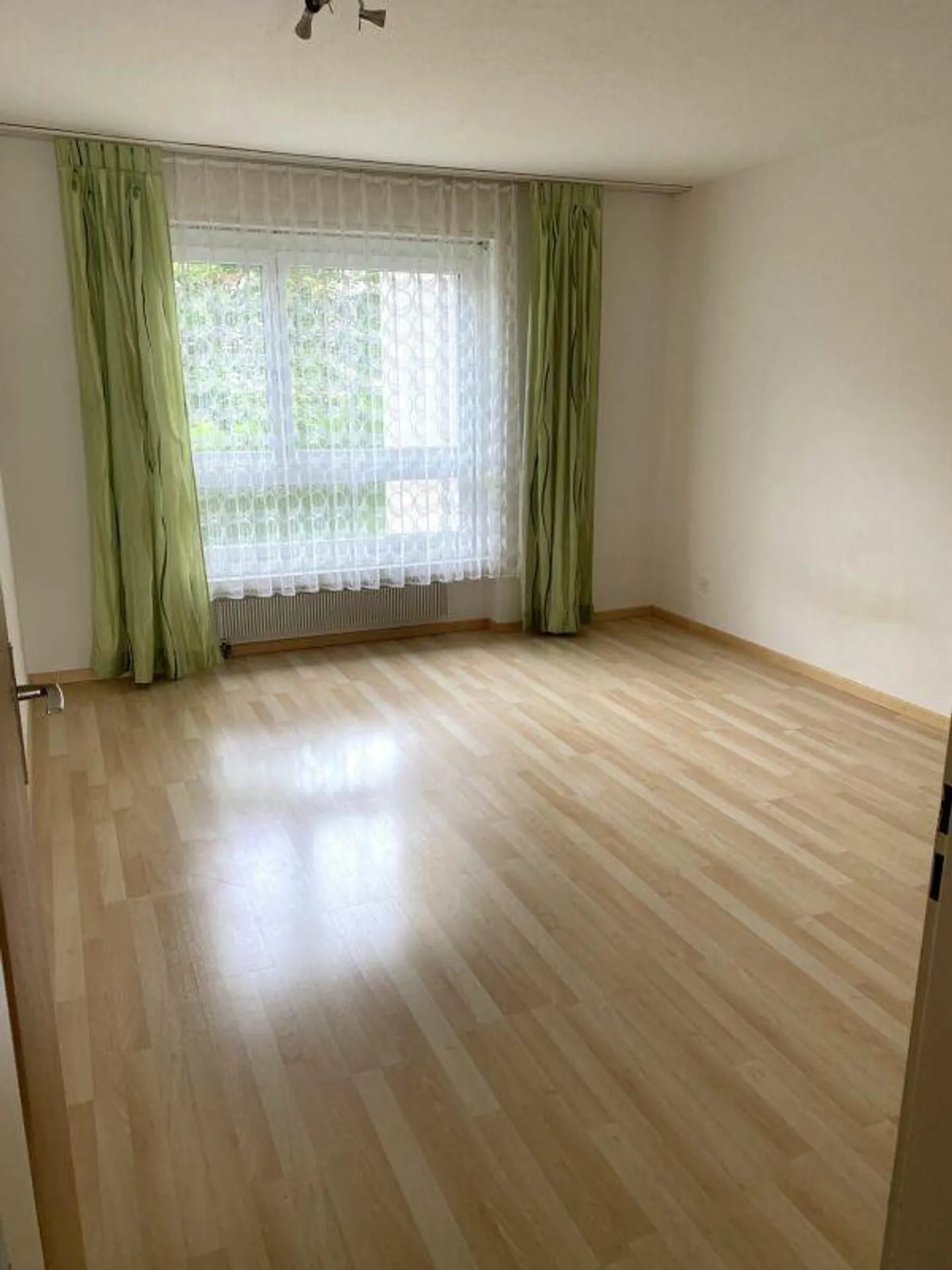 Stilvolle 4.5 Wohnung nähe Autobahneinfahrt - Gallusmarkt. - Foto 5 von 9