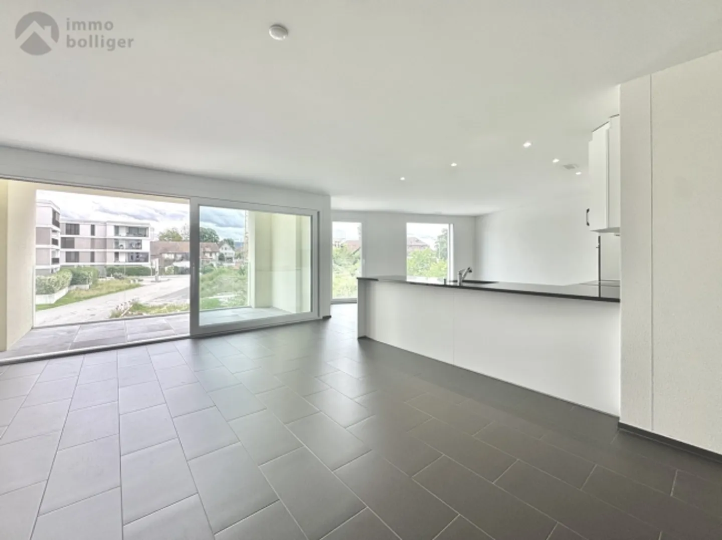 Centrale. Moderna. Sostenibile. – Appartamento da sogno 3.5 stanze a Oftringen - Foto 2 di 13