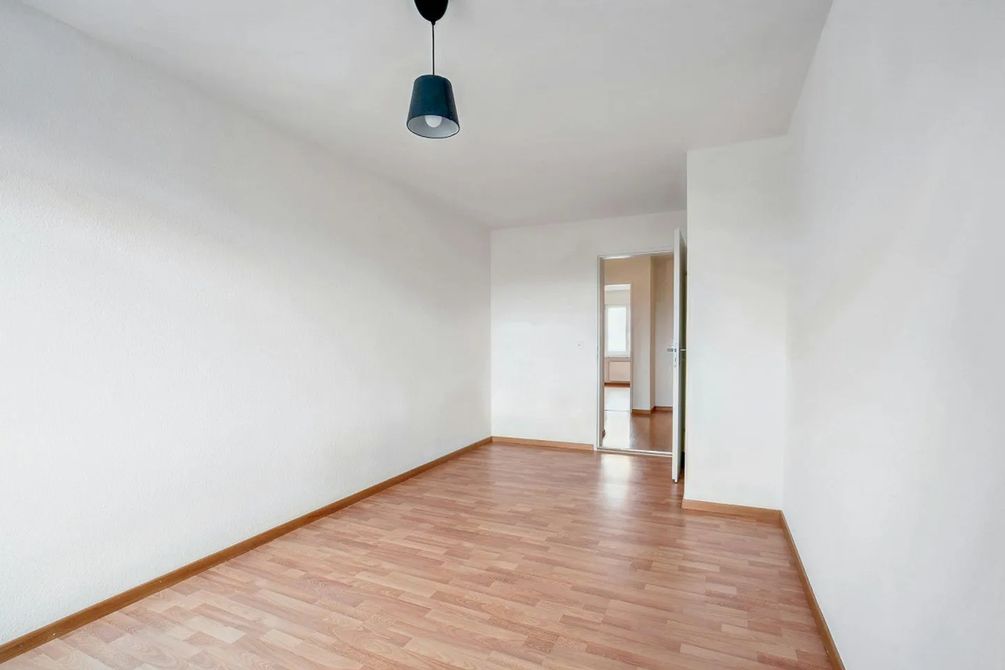 Condominio di 4 stanze a Wolfhausen - Foto 5 di 10