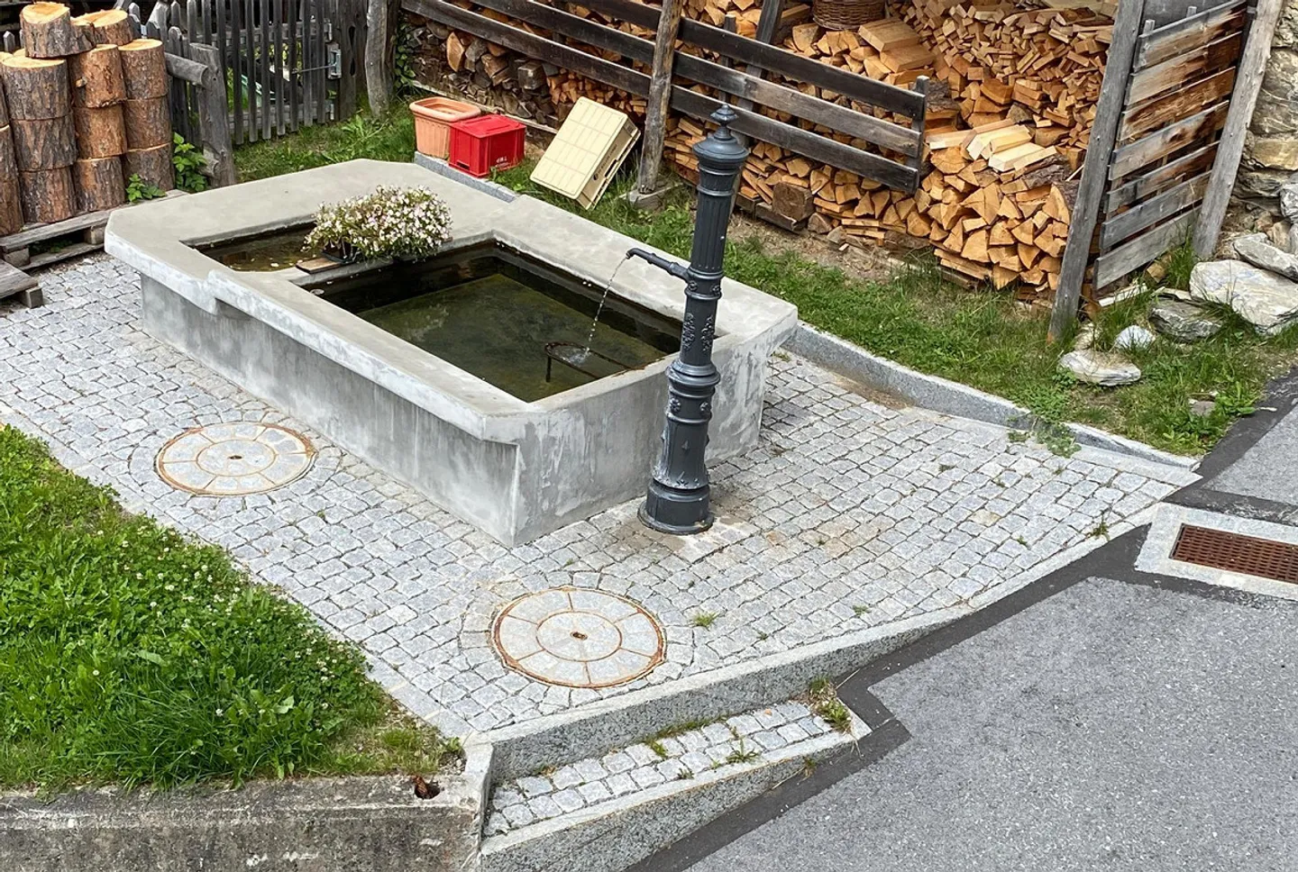 Maison historique de l'Engadine avec étable et vue de rêve - Photo 13 sur 17