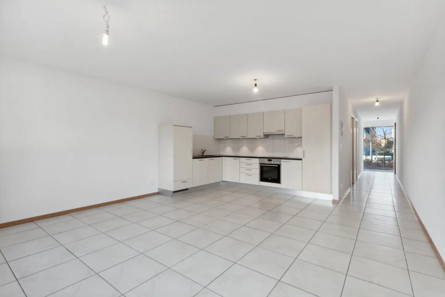 Appartement Charmant avec Balcon - Photo 3 sur 6